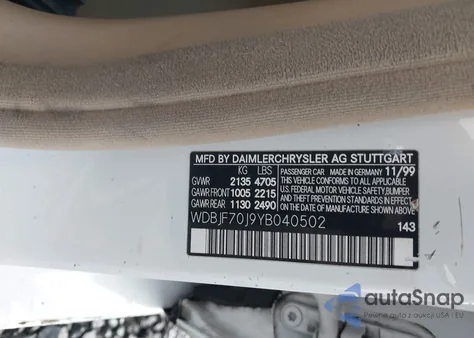 2000 Mercedes-Benz E 430 z USA, uszkodzony, nr VIN WDBJF70J9YB040502